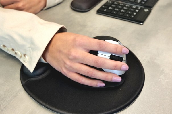 Welche Mausmatte bietet die beste Handgelenkstütze?