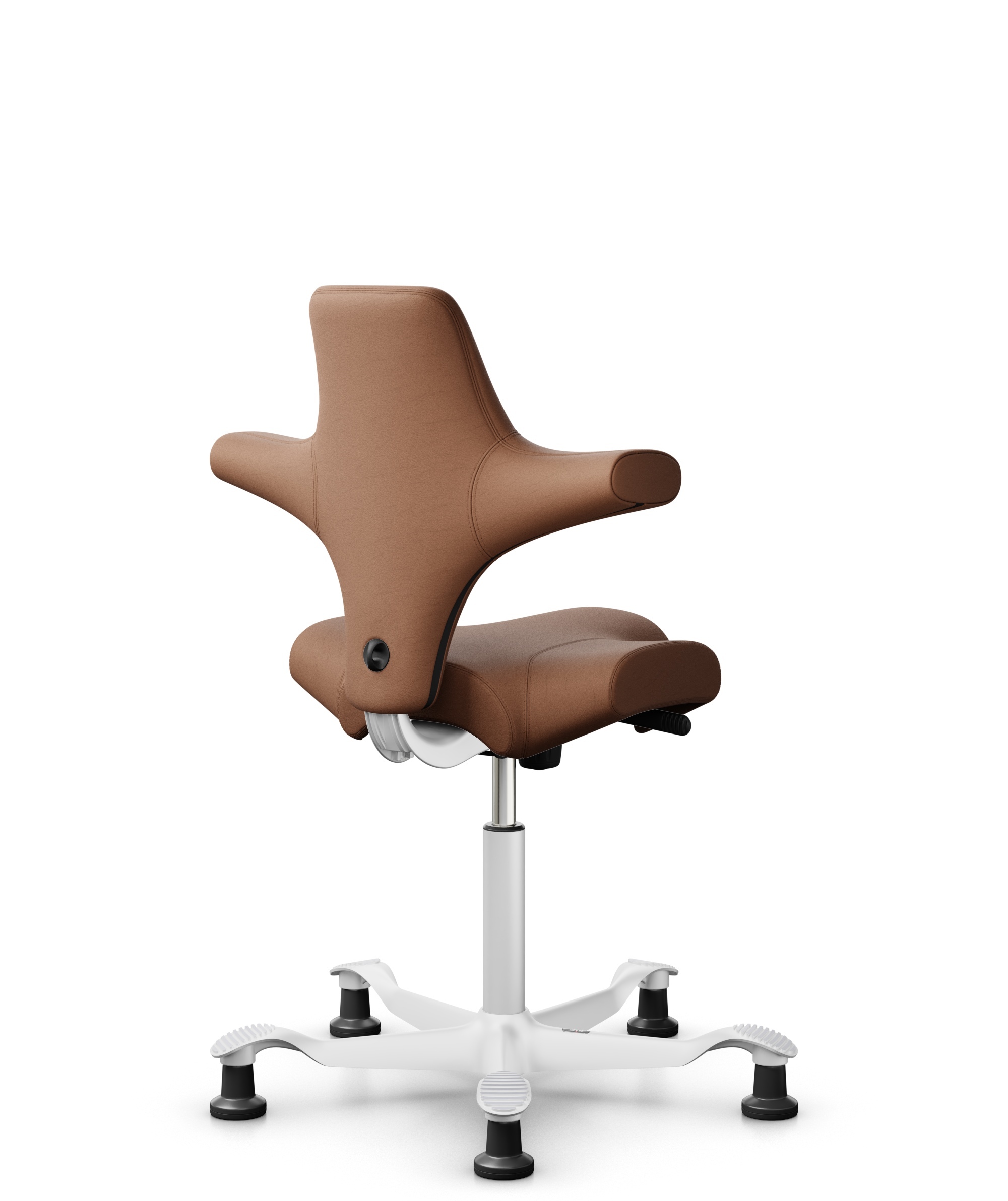 HÅG Capisco 8106 - Elmosoft (Elmo) - Semi-aniline Leder - EL33004 - Cognac - Framekleur - Wit - Gasveer - 150 mm (Zithoogte 40-55cm) - Vloercontact - Glijdoppen - Voetenring - Nee, geen voetenring - Voetster - Nee, voetster in framekleur - 1