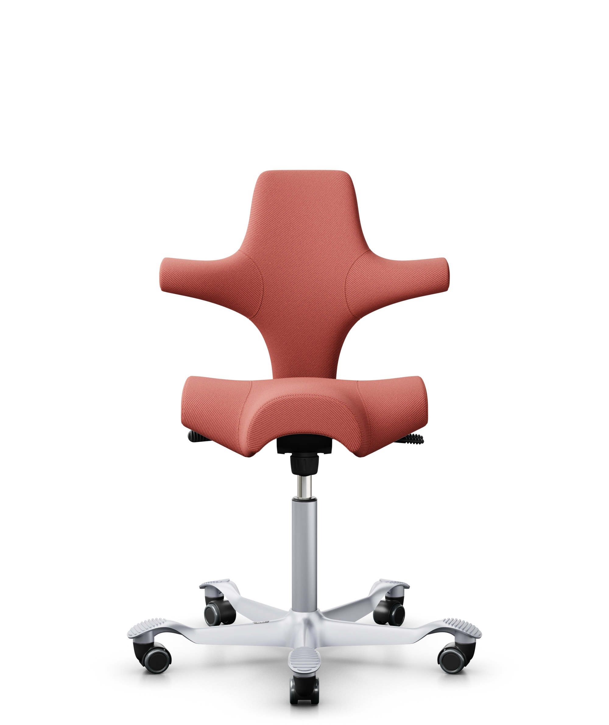 HÅG Capisco 8106 - Oceanic (Camira) - Gerecycled Polyester - OCI012 - Orange-red - Framekleur - Zilver - Gasveer - 265 mm (Zithoogte 53-79cm) - Vloercontact - Harde wielen t.b.v. zachte vloeren - Voetenring - Nee, geen voetenring - Voetster - Nee, voet... - 1