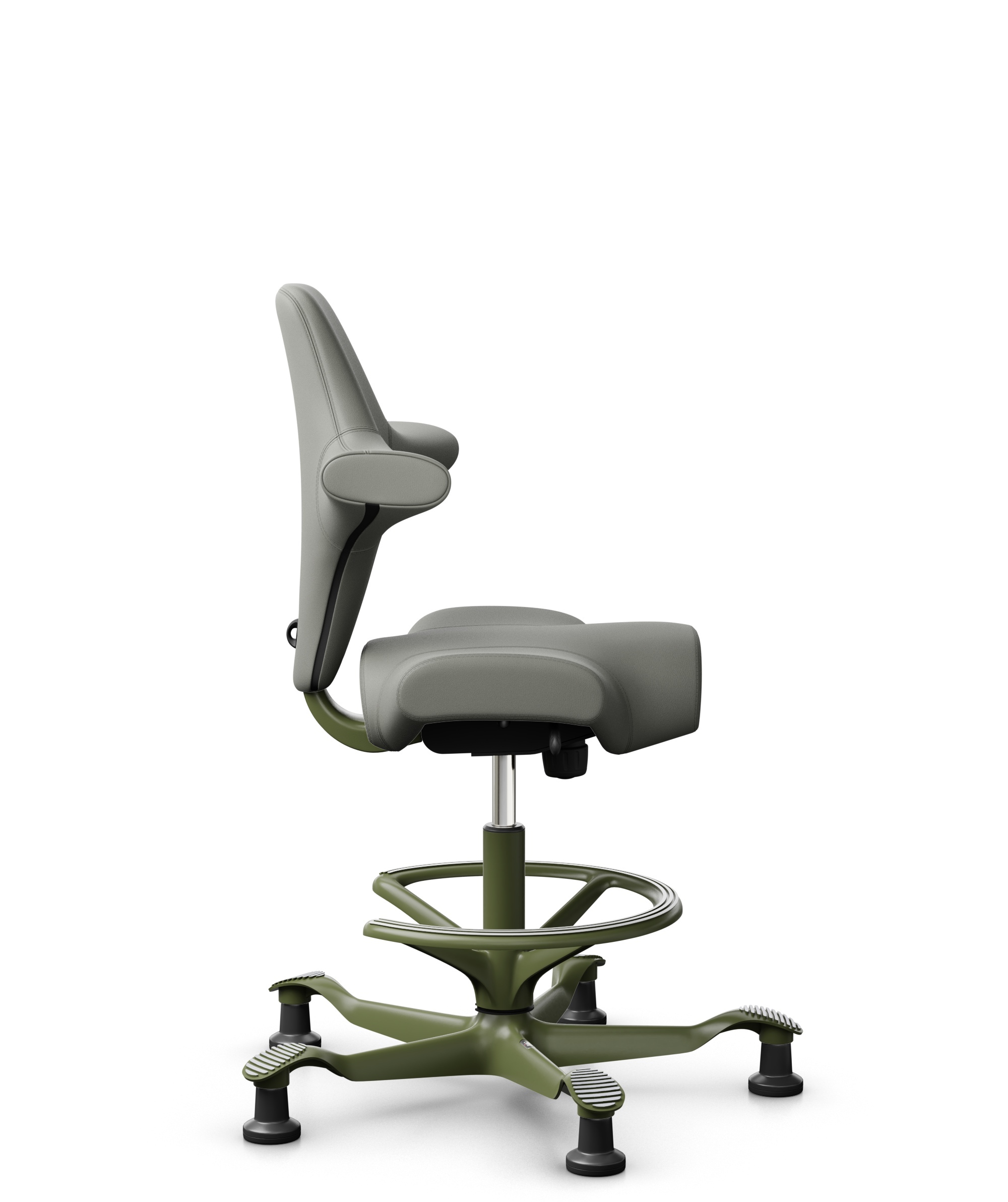 HÅG Capisco 8106 - Paloma Soft (Wollsdorf) - Semi-aniline Leder - PL55115 Warm grey - Framekleur - Moss Grey - Gasveer - 200 mm (Zithoogte 46-64cm) - Vloercontact - Glijdoppen - Voetenring - Ja, in framekleur - Voetster - Nee, voetster in framekleur - 1