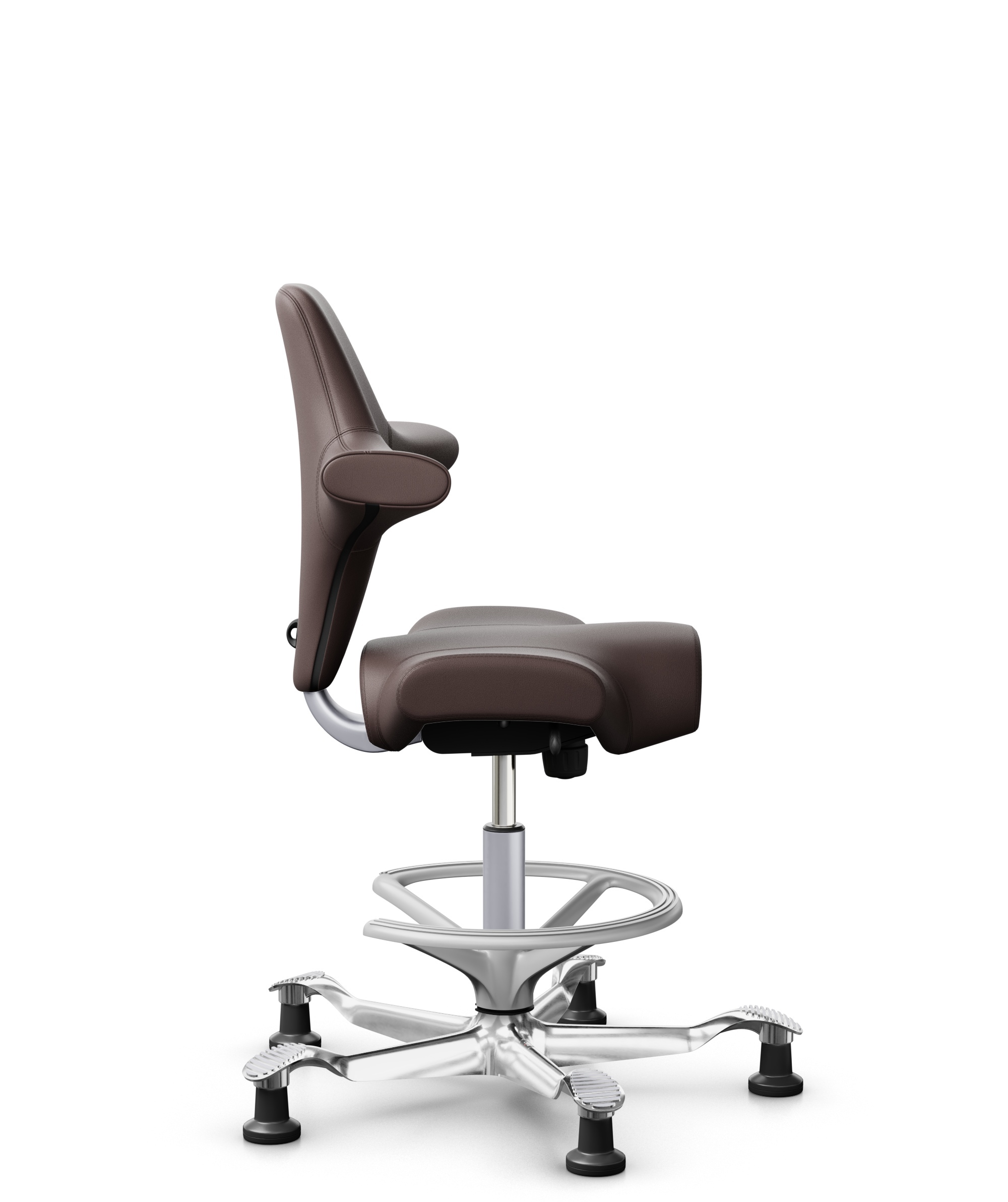 HÅG Capisco 8106 - Paloma Soft (Wollsdorf) - Semi-aniline Leder - PL55130 Dark brown - Framekleur - Zilver - Gasveer - 265 mm (Zithoogte 53-79cm) - Vloercontact - Glijdoppen - Voetenring - Ja, in framekleur - Voetster - Ja, voetster in gepolijst aluminium - 1