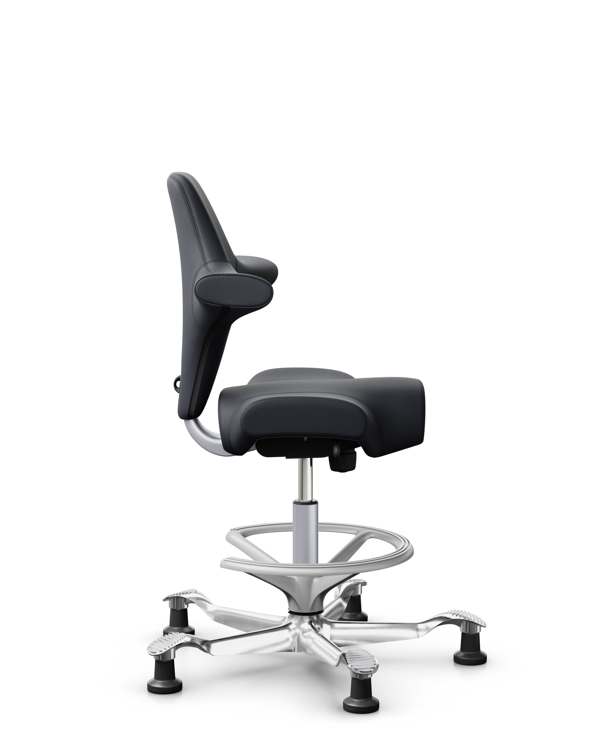 HÅG Capisco 8106 - Paloma Soft (Wollsdorf) - Semi-aniline Leder - PL55185 Charcoal - Framekleur - Zilver - Gasveer - 200 mm (Zithoogte 46-64cm) - Vloercontact - Glijdoppen - Voetenring - Ja, in framekleur - Voetster - Ja, voetster in gepolijst aluminium - 1