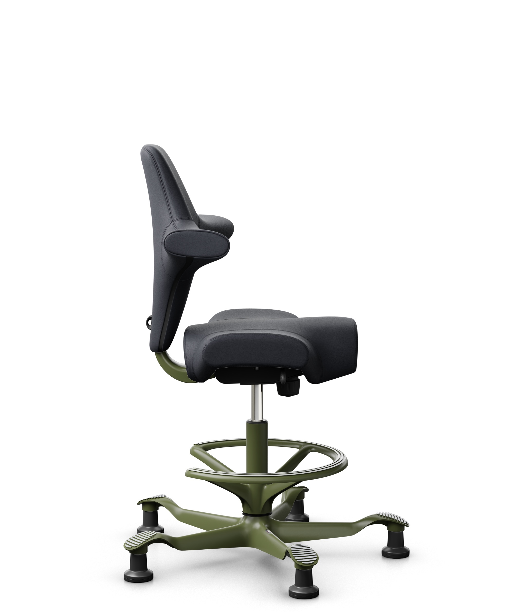 HÅG Capisco 8106 - Paloma Soft (Wollsdorf) - Semi-aniline Leder - PL55185 Charcoal - Framekleur - Moss Grey - Gasveer - 265 mm (Zithoogte 53-79cm) - Vloercontact - Glijdoppen - Voetenring - Ja, in framekleur - Voetster - Nee, voetster in framekleur - 1