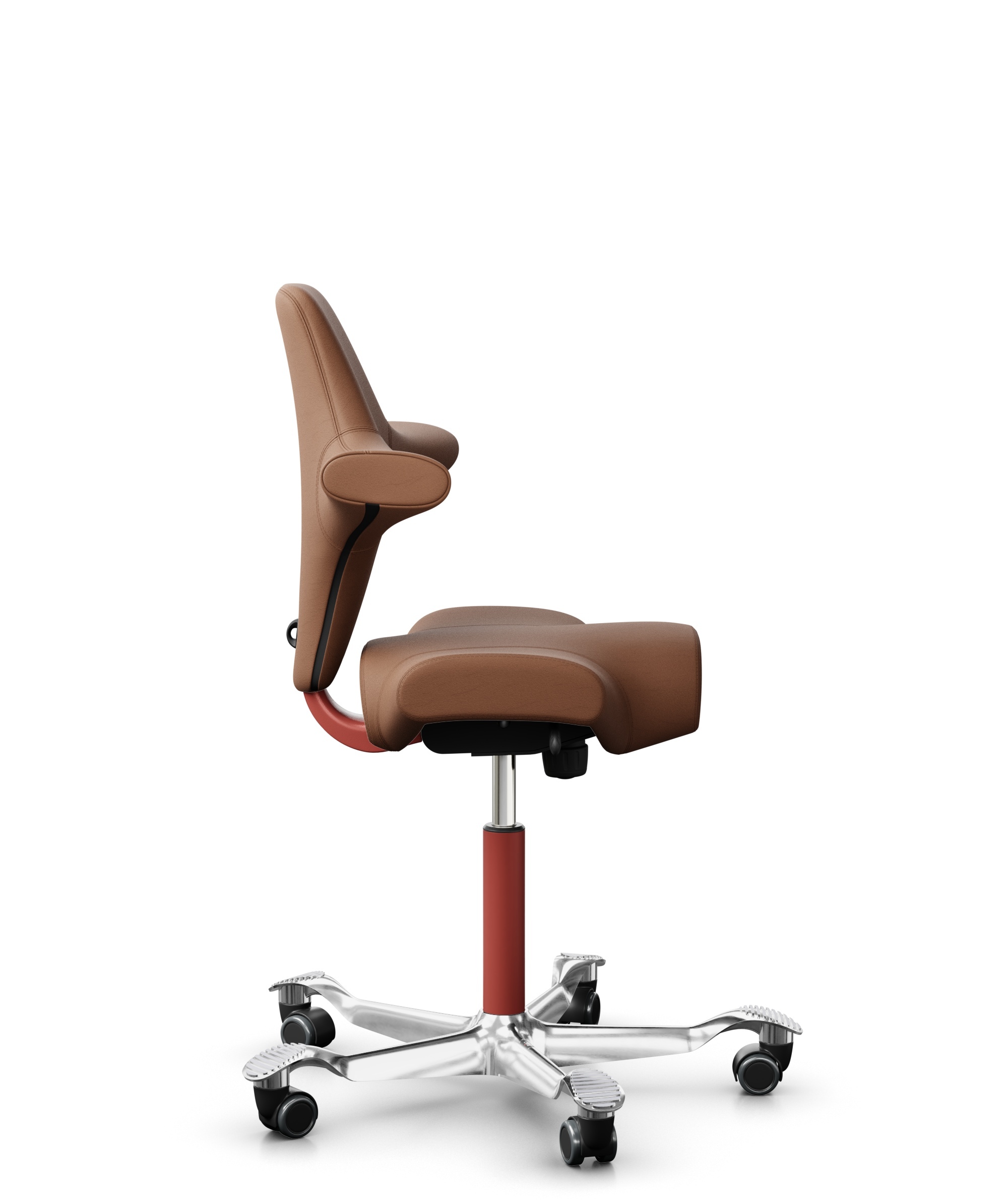 HÅG Capisco 8106 - Elmosoft (Elmo) - Semi-aniline Leder - EL33004 - Cognac - Framekleur - Blush Rose - Gasveer - 200 mm (Zithoogte 46-64cm) - Vloercontact - Zachte wielen t.b.v. harde vloeren - Voetenring - Nee, geen voetenring - Voetster - Ja, voetste... - 1