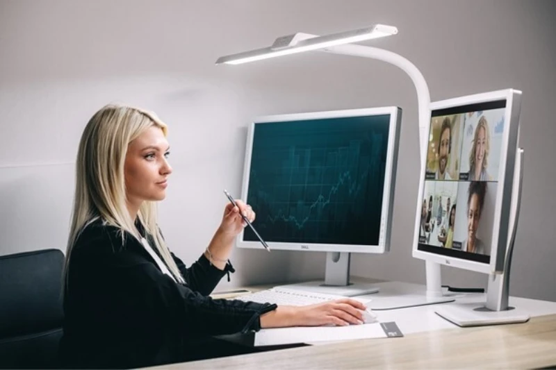 Wat is de beste bureaulamp voor jouw werkplek?