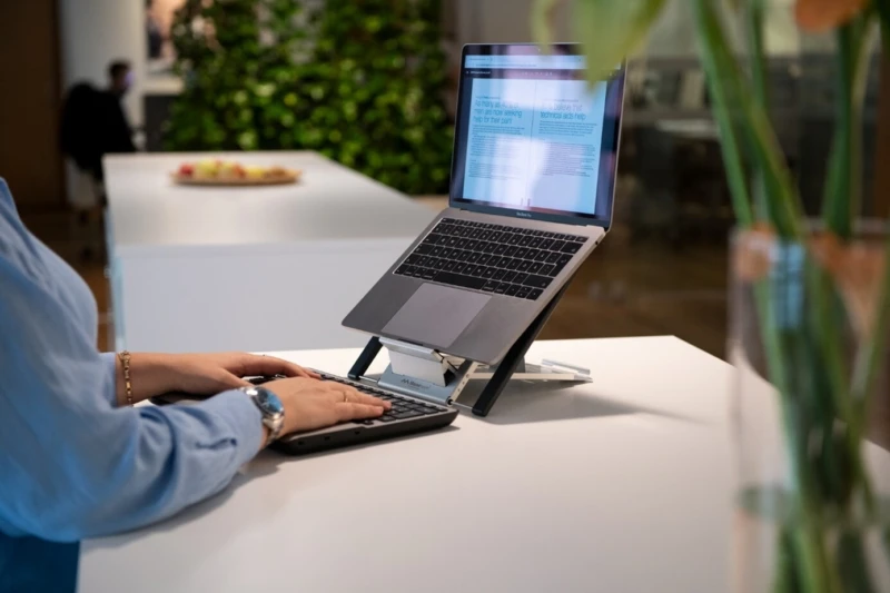 Welke laptopverhoger moet ik hebben?
