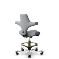 HÅG Capisco 8106 - Select (Gabriel) - Laine / Polyamide - SC60131 - Light ash grey - Moss Grey - 265 mm (hauteur d’assise 53–79 cm) - Roues dures pour sols souples