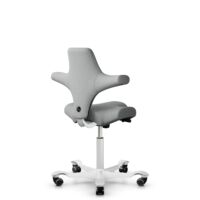 HÅG Capisco 8106 - Capture (Gabriel) - Wol / Polyamide - CPT4102 - Light grey - Framekleur - Wit - Gasveer - 150 mm (Zithoogte 40-55cm) - Vloercontact - Harde wielen t.b.v. zachte vloeren - Voetenring - Nee, geen voetenring - Voetster - Nee, voetster i...