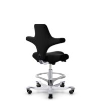 HÅG Capisco 8106 - Steelcut 3 (Kvadrat) - Wolle / Polyamid - STT190 - Black - Silber - 200 mm (Sitzhöhe 46-64cm) - Weiche Rollen für harte Böden