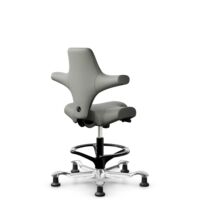 HÅG Capisco 8106 - Paloma Soft (Wollsdorf) - Cuir semi-aniline - ATG55115 - Warm grey - Noir - 200 mm (hauteur d’assise 46–64 cm) - Patins