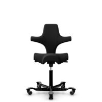 HÅG Capisco 8106 - Xtreme (Camira) - Polyester recyclé - EXR009 - Black - Noir - 150 mm (hauteur d’assise 40–55 cm) - Roues dures pour sols souples