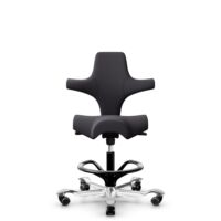 HÅG Capisco 8106 - Xtreme (Camira) - Recyceltes Polyester - EXR145 - Charcoal - Schwarz - 265 mm (Sitzhöhe 53-79cm) - Weiche Rollen für harte Böden