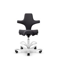 HÅG Capisco 8106 - Xtreme (Camira) - Poliéster reciclado - EXR145 - Charcoal - White - 265 mm (seat height 53-79cm) - Hard castors for soft floors