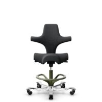 HÅG Capisco 8106 - Select (Gabriel) - Laine / Polyamide - SC60051 - Charcoal - Moss Grey - 265 mm (hauteur d’assise 53–79 cm) - Roues dures pour sols souples