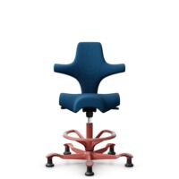 HÅG Capisco 8106 - Select (Gabriel) - Wol / Polyamide - SC66071 - Navy blue - Framekleur - Blush Rose - Gasveer - 200 mm (Zithoogte 46-64cm) - Vloercontact - Glijdoppen - Voetenring - Ja, in framekleur - Voetster - Nee, voetster in framekleur