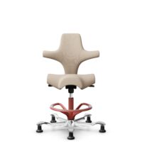 HÅG Capisco 8106 - Select (Gabriel) - Wol / Polyamide - SC61188 - Light beige - Framekleur - Blush Rose - Gasveer - 200 mm (Zithoogte 46-64cm) - Vloercontact - Glijdoppen - Voetenring - Ja, in framekleur - Voetster - Ja, voetster in gepolijst aluminium
