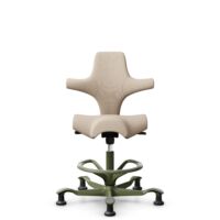 HÅG Capisco 8106 - Select (Gabriel) - Laine / Polyamide - SC61188 - Light beige - Moss Grey - 265 mm (hauteur d’assise 53–79 cm) - Patins