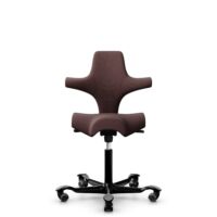 HÅG Capisco 8106 - Select (Gabriel) - Wool / Polyamide - SC61186 - Chestnut - Black - 150mm (seat height 40–55cm) - Hard castors for soft floors