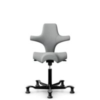 HÅG Capisco 8106 - Capture (Gabriel) - Laine / Polyamide - CPT4102 - Light grey - Noir - 265 mm (hauteur d’assise 53–79 cm) - Patins
