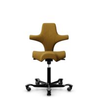 HÅG Capisco 8106 - Capture (Gabriel) - Laine / Polyamide - CPT6401 - Ochre - Noir - 200 mm (hauteur d’assise 46–64 cm) - Roues souples pour sols durs