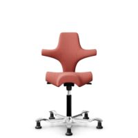 HÅG Capisco 8106 - Oceanic (Camira) - Recyceltes Polyester - OCI012 - Orange-red - Schwarz - 150mm (Sitzhöhe 40-55cm) - Bodengleiter