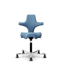HÅG Capisco 8106 - Oceanic (Camira) - Recyceltes Polyesters - OCI011 - Light blue - Schwarz - 150mm (Sitzhöhe 40-55cm) - Bodengleiter