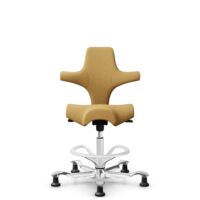 HÅG Capisco 8106 - Sirdal (GU) - Laine - SRD320 - Ochre - Blanc - 200 mm (hauteur d’assise 46–64 cm) - Patins