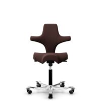 HÅG Capisco 8106 - Sirdal (GU) - Laine - SRD480 - Chestnut - Noir - 200 mm (hauteur d’assise 46–64 cm) - Roues dures pour sols souples