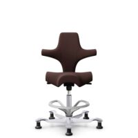 HÅG Capisco 8106 - Sirdal (GU) - Wolle - SRD480 - Chestnut - Silber - 200 mm (Sitzhöhe 46-64cm) - Bodengleiter
