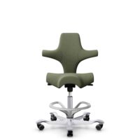 HÅG Capisco 8106 - Sirdal (GU) - Laine - SRD960 - Green - Argent - 200 mm (hauteur d’assise 46–64 cm) - Roues souples pour sols durs