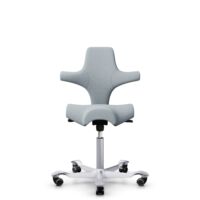 HÅG Capisco 8106 - Sirdal (GU) - Laine - SRD120 Light grey - Argent - 200 mm (hauteur d’assise 46–64 cm) - Roues souples pour sols durs