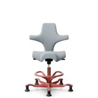HÅG Capisco 8106 - Sirdal (GU) - Laine - SRD120 Light grey - Blush Rose - 265 mm (hauteur d’assise 53–79 cm) - Patins