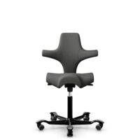 HÅG Capisco 8106 - Steelcut Trio 3 (Kvadrat) - Lana / Poliamida - STT383 - Charcoal - Black - 150mm (seat height 40–55cm) - Soft castors for hard floors