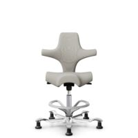 HÅG Capisco 8106 - Steelcut Trio 3 (Kvadrat) - Wool / Polyamide - STT213 - Light beige - Silver - 265 mm (seat height 53-79cm) - Glides