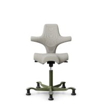 HÅG Capisco 8106 - Steelcut Trio 3 (Kvadrat) - Wool / Polyamide - STT213 - Light beige - Moss Grey - 150mm (seat height 40–55cm) - Glides