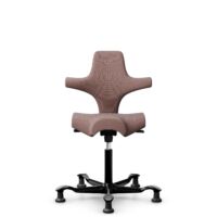 HÅG Capisco 8106 - Steelcut Trio 3 (Kvadrat) - Lana / Poliamida - STT645 - Dusty red - Black - 150mm (seat height 40–55cm) - Glides