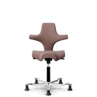 HÅG Capisco 8106 - Steelcut Trio 3 (Kvadrat) - Laine / Polyamide - STT645 - Dusty red - Noir - 200 mm (hauteur d’assise 46–64 cm) - Patins