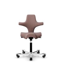 HÅG Capisco 8106 - Steelcut Trio 3 (Kvadrat) - Wool / Polyamide - STT645 - Dusty red - Moss Grey - 150mm (seat height 40–55cm) - Hard castors for soft floors
