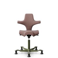 HÅG Capisco 8106 - Steelcut Trio 3 (Kvadrat) - Wool / Polyamide - STT645 - Dusty red - Moss Grey - 200 mm (seat height 46-64cm) - Glides