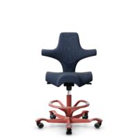 HÅG Capisco 8106 - Steelcut Trio 3 (Kvadrat) - Laine / Polyamide - STT796 - Blue - Blush Rose - 265 mm (hauteur d’assise 53–79 cm) - Roues dures pour sols souples