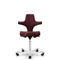 HÅG Capisco 8106 - Steelcut 3 (Kvadrat) - Laine / Polyamide - STT682 Chestnut - Blanc - 150 mm (hauteur d’assise 40–55 cm) - Roues souples pour sols durs