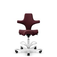 HÅG Capisco 8106 - Steelcut 3 (Kvadrat) - Laine / Polyamide - STT682 Chestnut - Blanc - 265 mm (hauteur d’assise 53–79 cm) - Roues souples pour sols durs