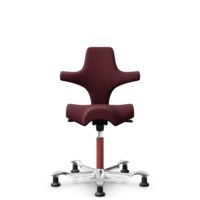 HÅG Capisco 8106 - Steelcut 3 (Kvadrat) - Wol / Polyamide - STT682 Chestnut - Framekleur - Blush Rose - Gasveer - 150 mm (Zithoogte 40-55cm) - Vloercontact - Glijdoppen - Voetenring - Nee, geen voetenring - Voetster - Ja, voetster in gepolijst aluminium