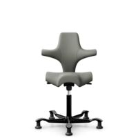 HÅG Capisco 8106 - Paloma Soft (Wollsdorf) - Semi-aniline Leder - ATG55115 - Warm grey - Zwart - 150mm - Glijdoppen