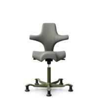 HÅG Capisco 8106 - Paloma Soft (Wollsdorf) - Cuero semi-anilina - ATG55115 - Warm grey - Moss Grey - 150mm (seat height 40–55cm) - Glides