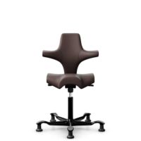 HÅG Capisco 8106 - Paloma Soft (Wollsdorf) - Cuir semi-aniline - ATG55130 - Dark brown - Noir - 200 mm (hauteur d’assise 46–64 cm) - Patins
