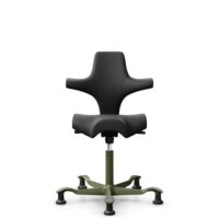 HÅG Capisco 8106 - Paloma Soft (Wollsdorf) - Cuir semi-aniline - PL56100 Black - Moss Grey - 150 mm (hauteur d’assise 40–55 cm) - Patins