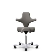 HÅG Capisco 8106 - Cura Loop (Gabriel) - Polyester recyclé - CLP61168 Beige-grey - Argent - 265 mm (hauteur d’assise 53–79 cm) - Roues souples pour sols durs