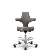HÅG Capisco 8106 - Cura Loop (Gabriel) - Polyester recyclé - CLP61168 Beige-grey - Argent - 265 mm (hauteur d’assise 53–79 cm) - Roues souples pour sols durs