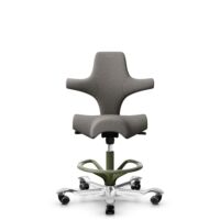HÅG Capisco 8106 - Cura Loop (Gabriel) - Gerecycled Polyester - CLP61168 Beige-grey - Moss Grey - 200 mm (Zithoogte 46-64mm) - Harde wielen t.b.v. zachte vloeren